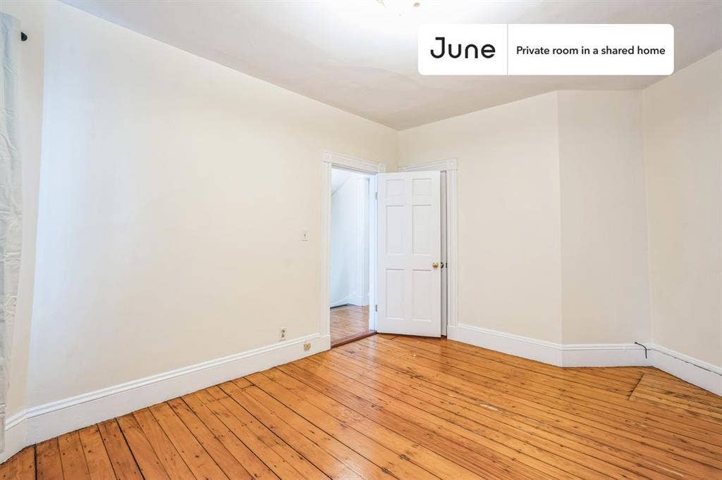 4 BR in Boston