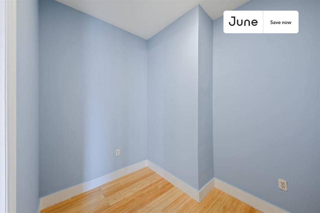 2 BR in New York City