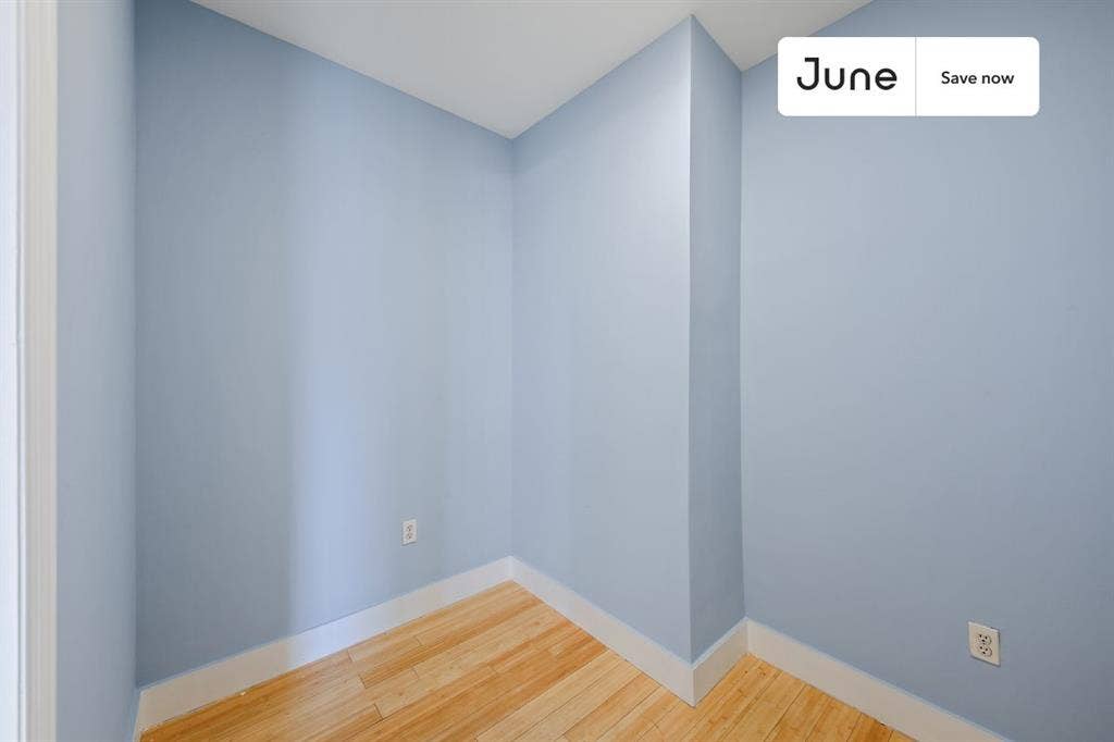 2 BR in New York City