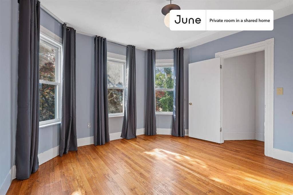 3 BR in Boston