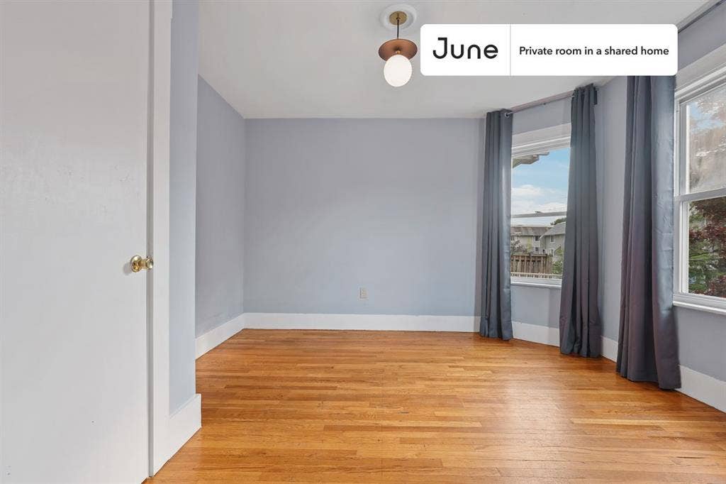 3 BR in Boston