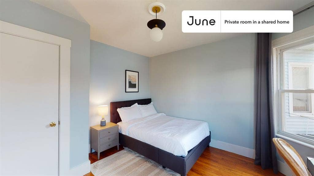 3 BR in Boston