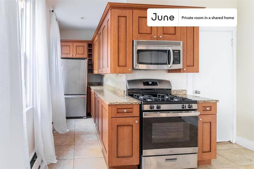 5 BR in Boston