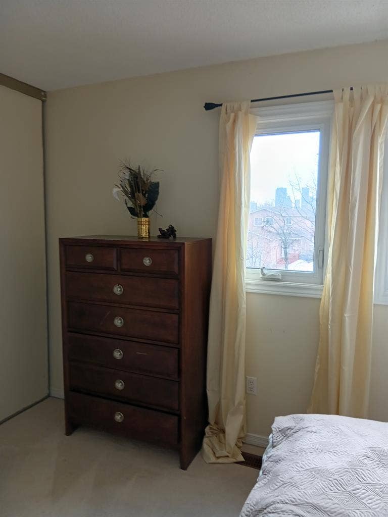 Fully furnished detached house