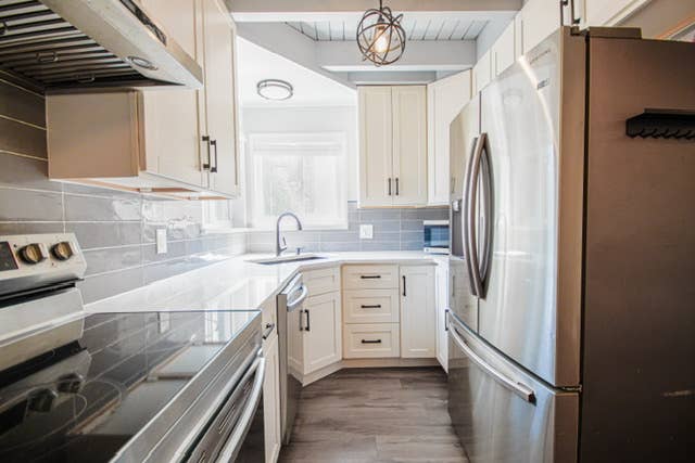 2 Master Suites Available