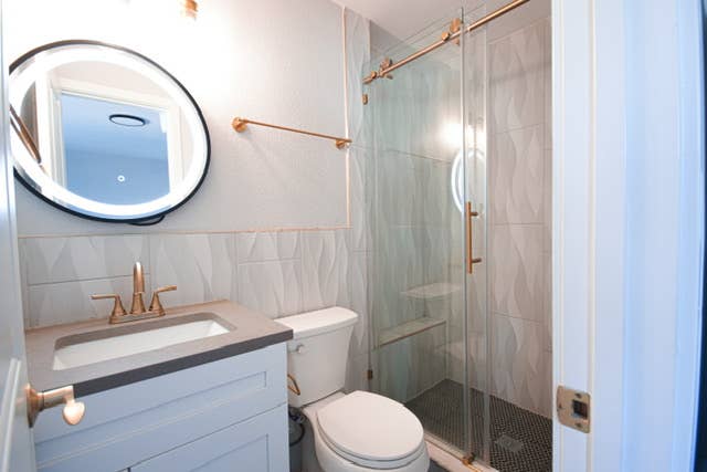 2 Master Suites Available