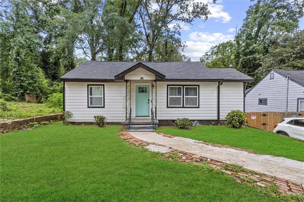 3 BR in Atlanta