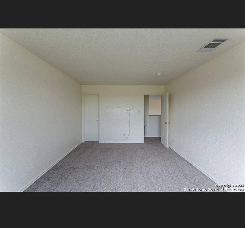 Large Cheap Room For Rent