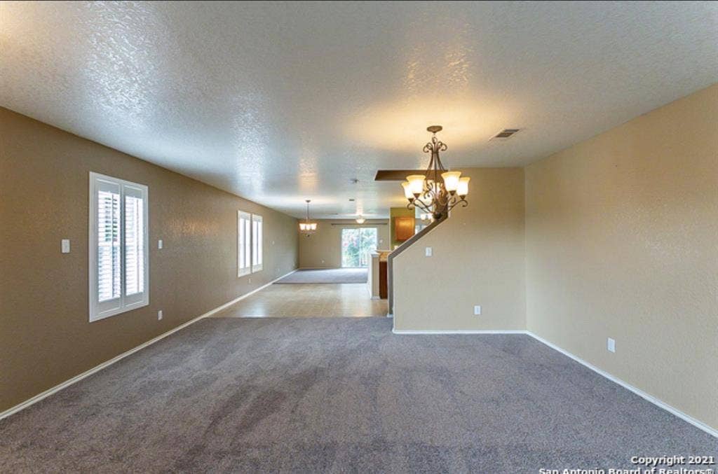 Large Cheap Room For Rent