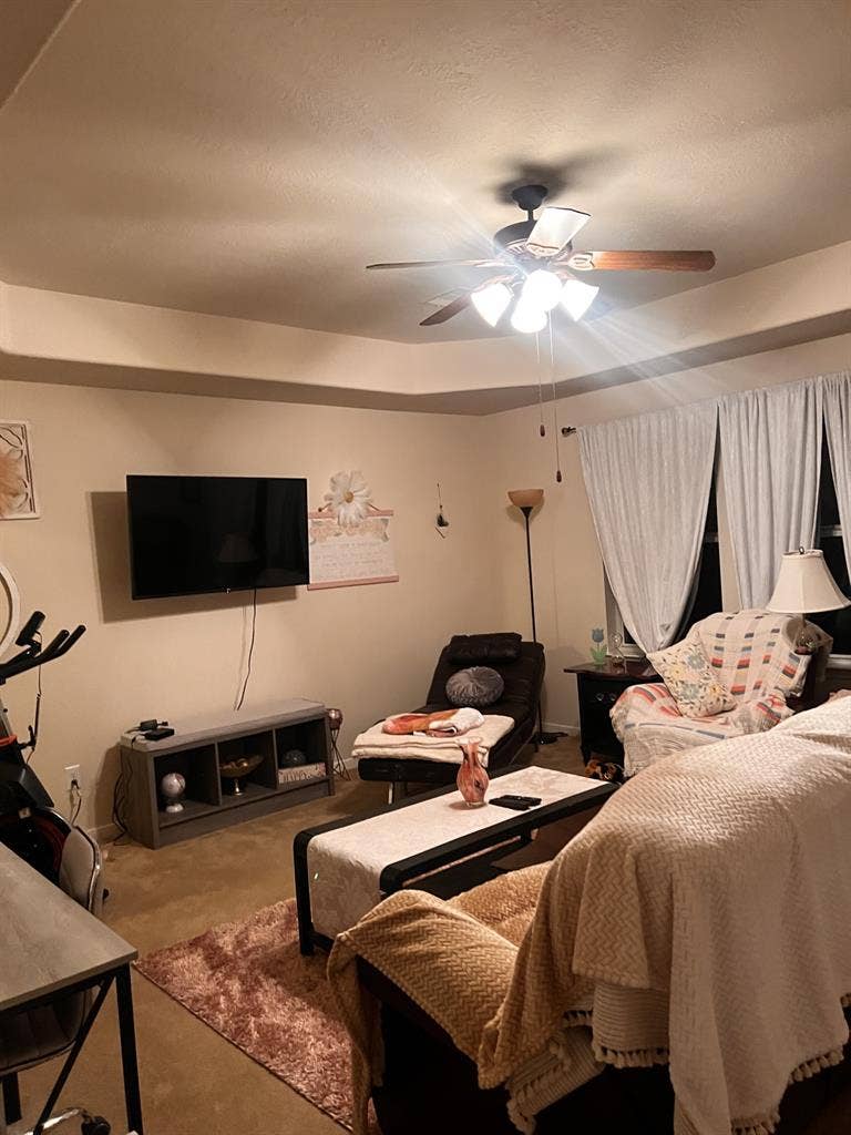 Private Furnished Upstairs $1300