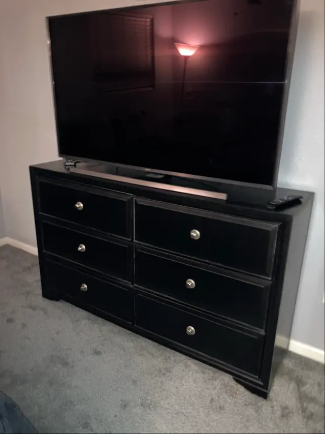 $1050 Furnished Room/Pool