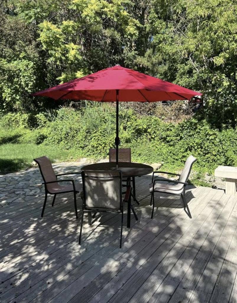 ROOM AVAILABLE – July 1 🌿