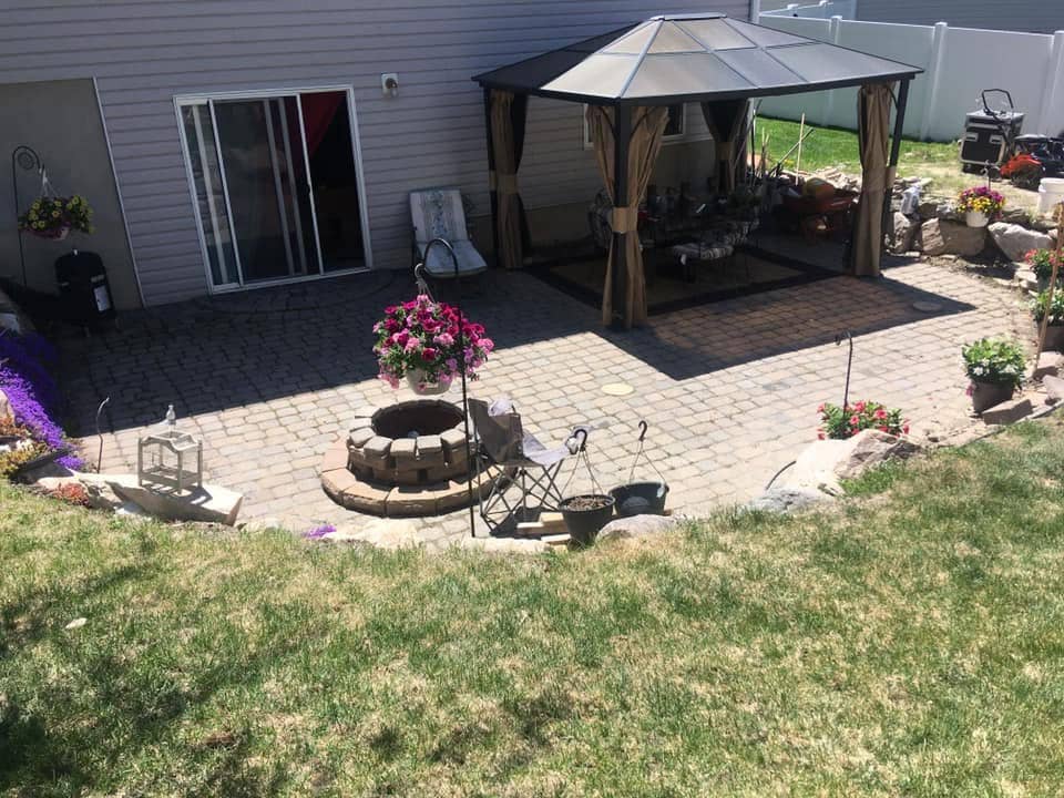 Large room with huge closet.