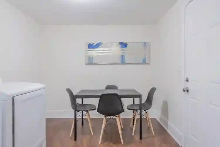 7 BR in Atlanta