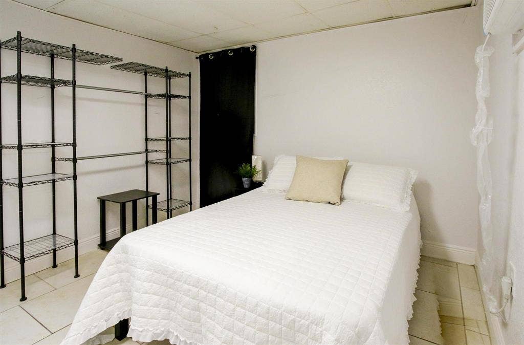 6 BR in Tampa