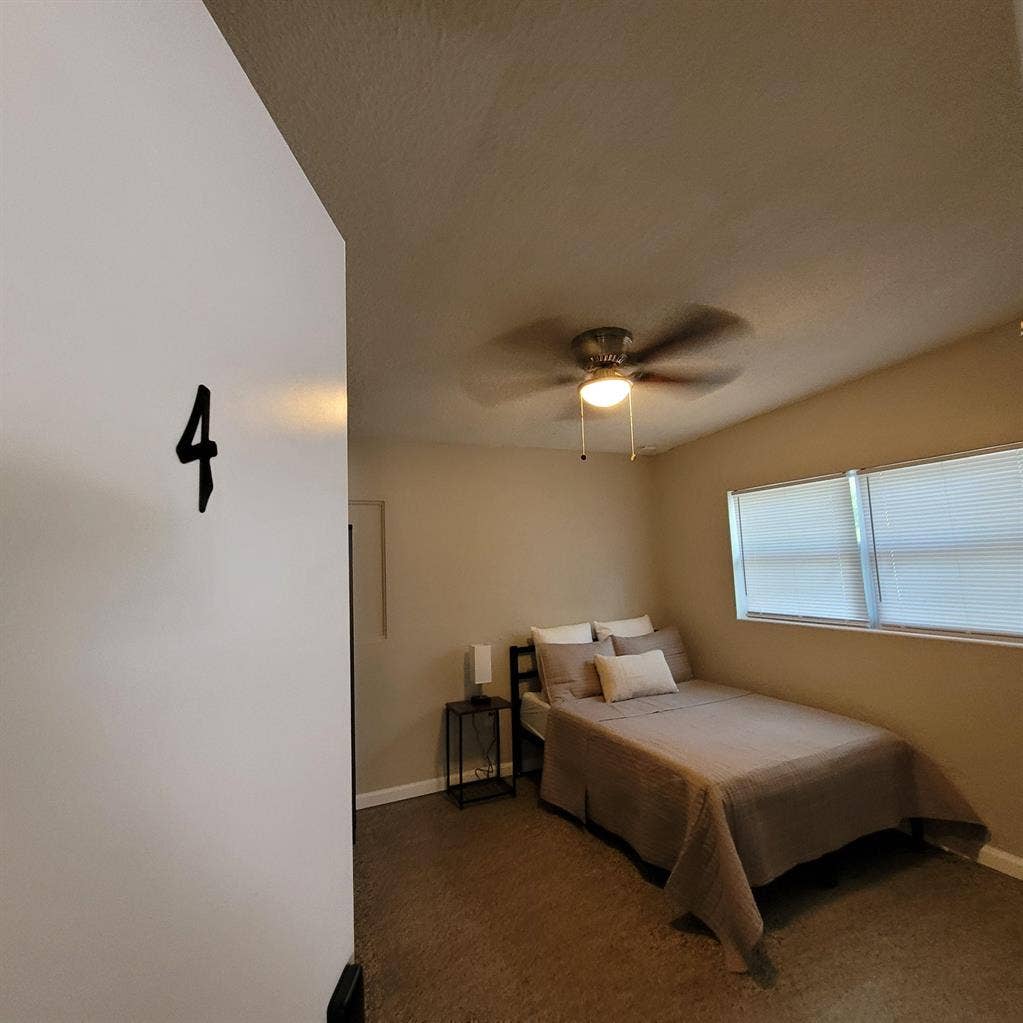 6 BR in Orlando