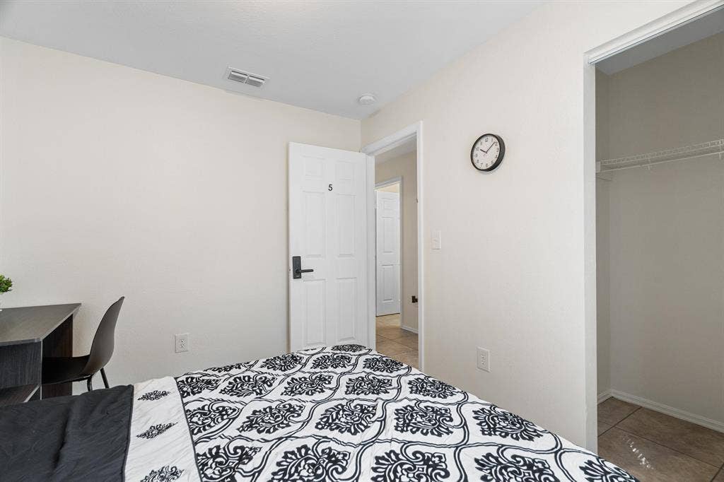 4 BR in Tampa
