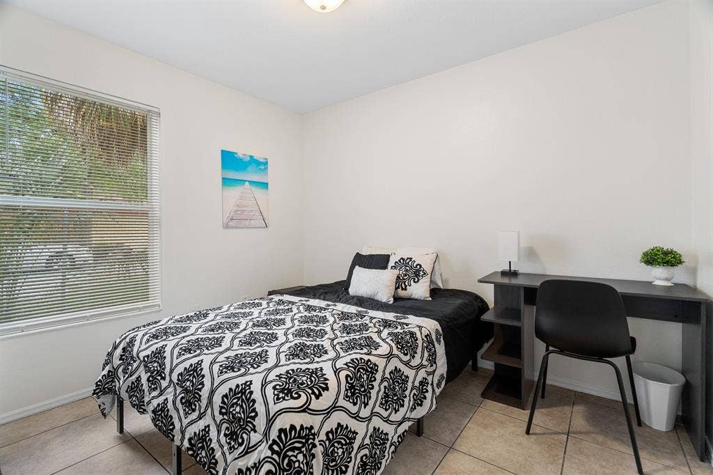4 BR in Tampa