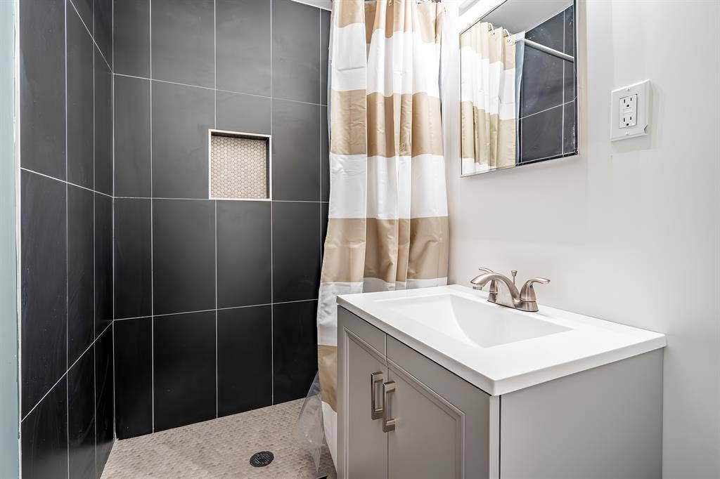 4 BR in Atlanta
