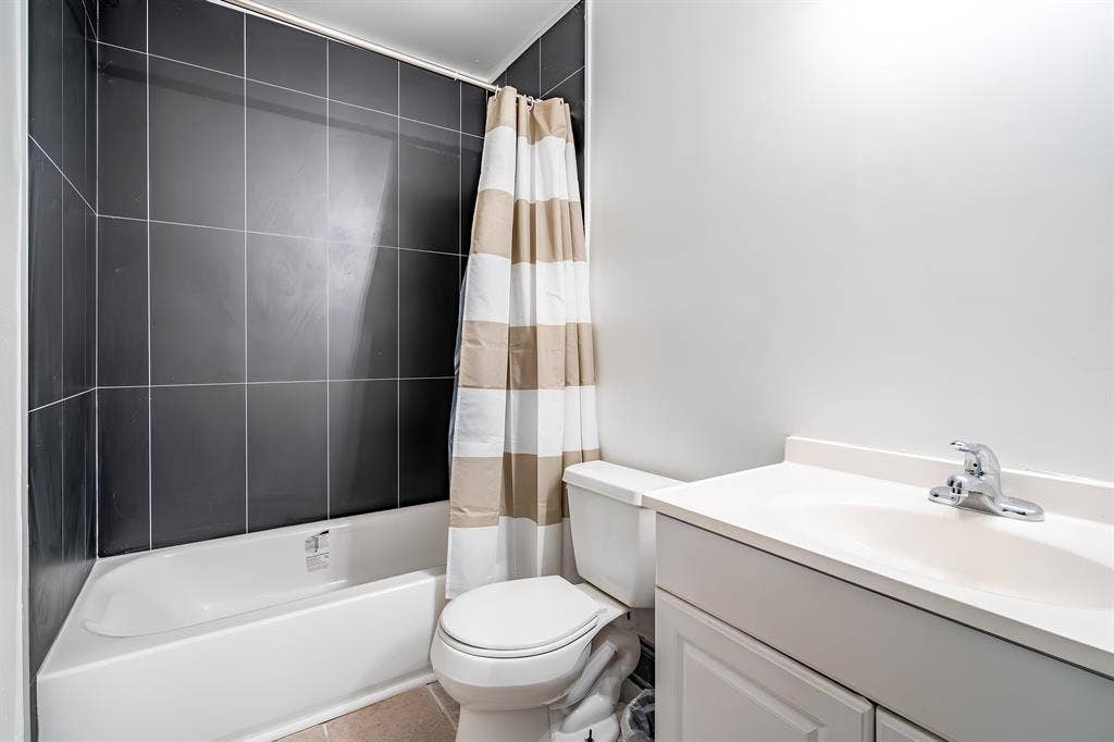 4 BR in Atlanta