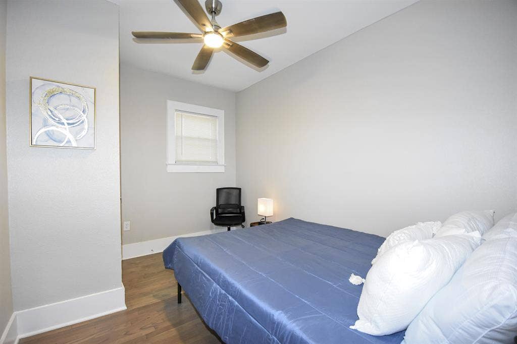 10 BR in Dallas