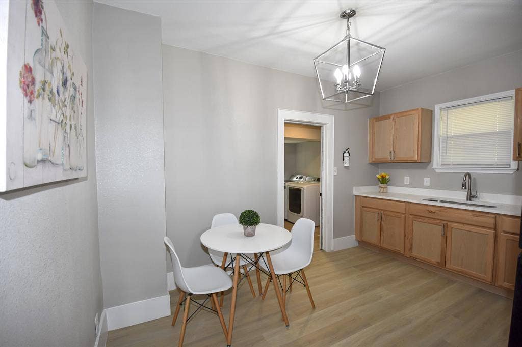 10 BR in Dallas