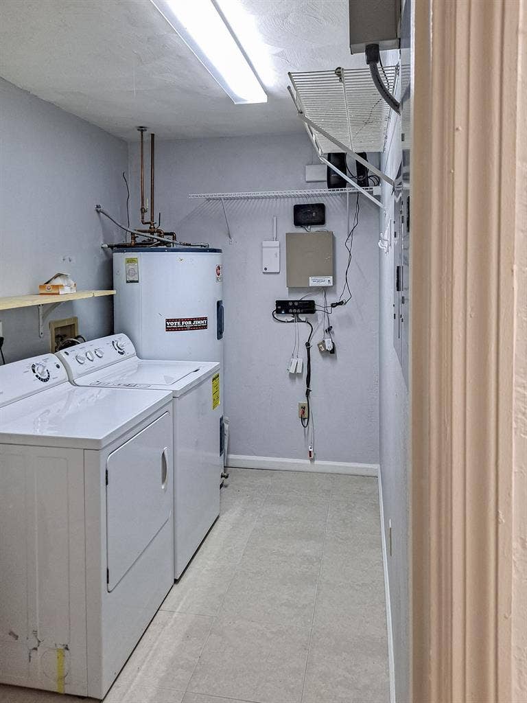 9 BR in Port Orange