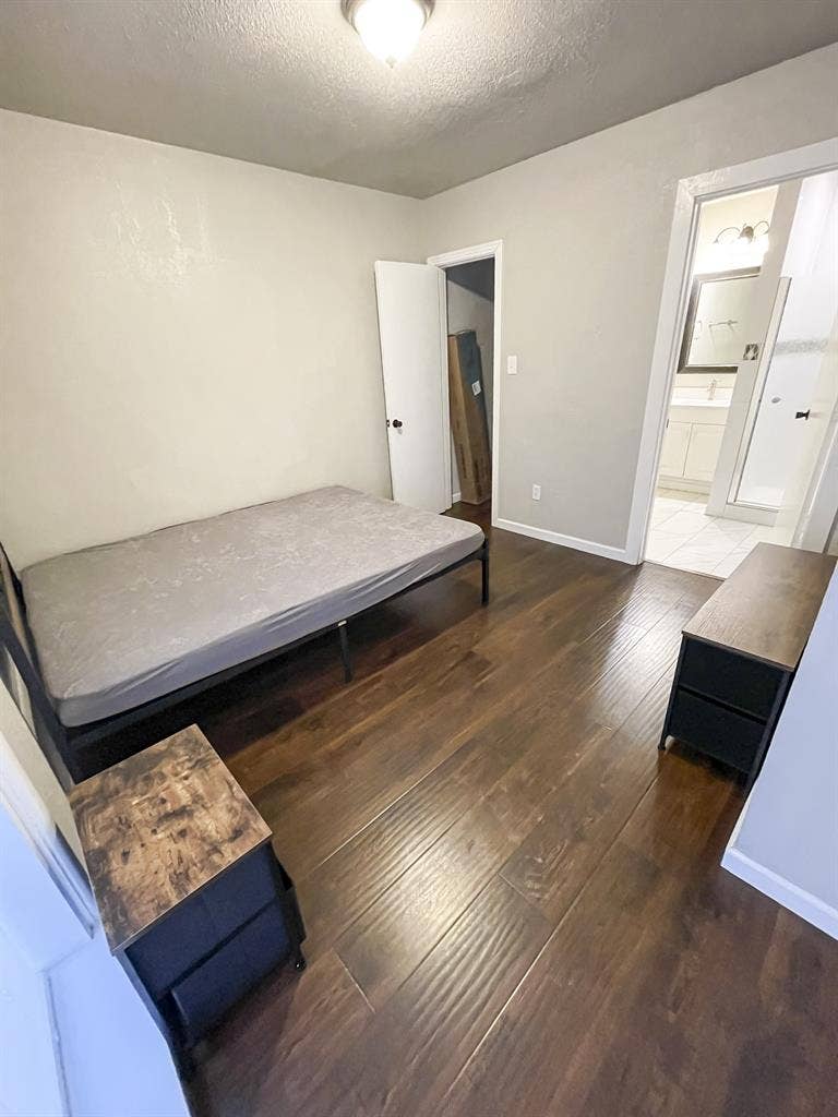 7 BR in Richland Hills