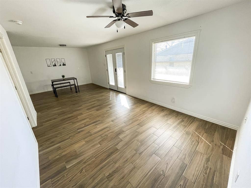 7 BR in Richland Hills