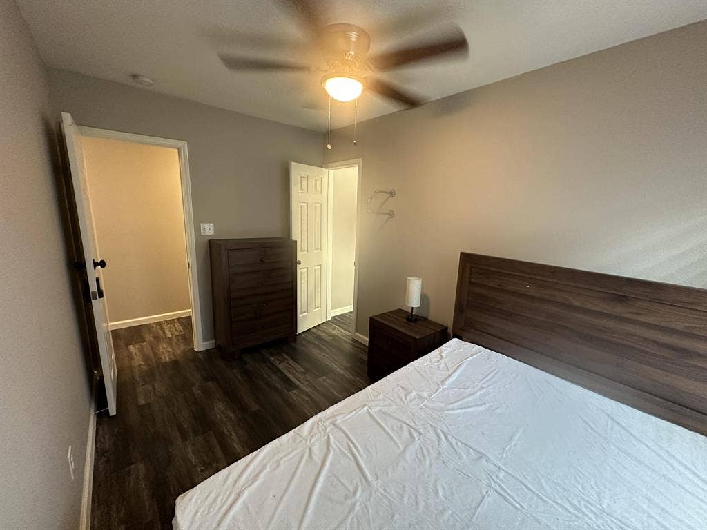 6 BR in Dallas