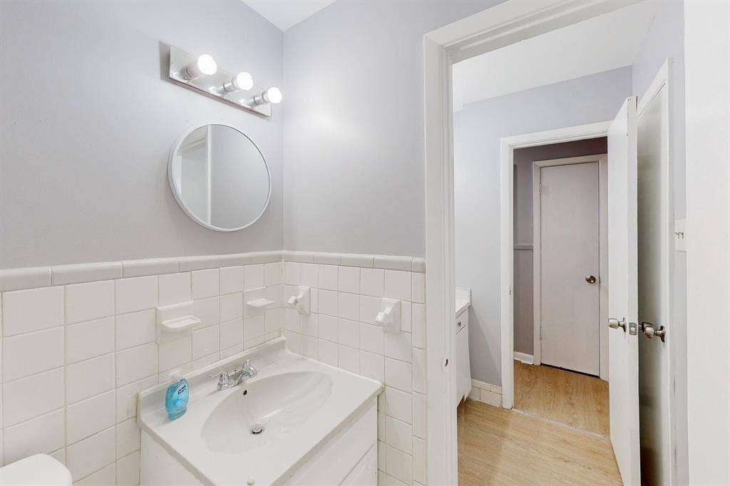 10 BR in East Point