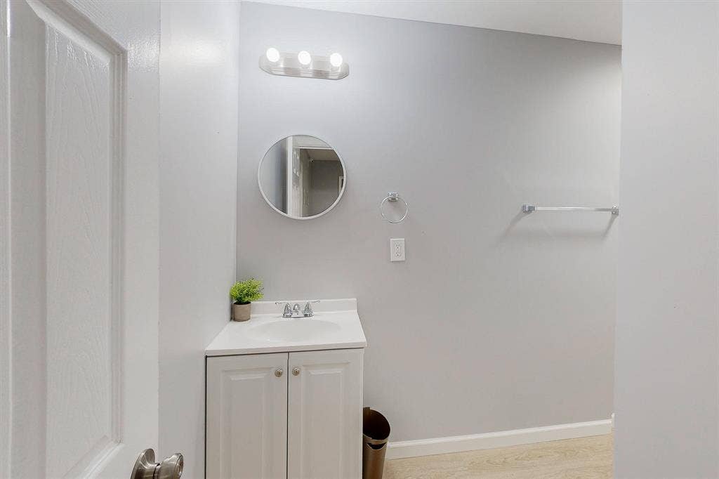 10 BR in East Point
