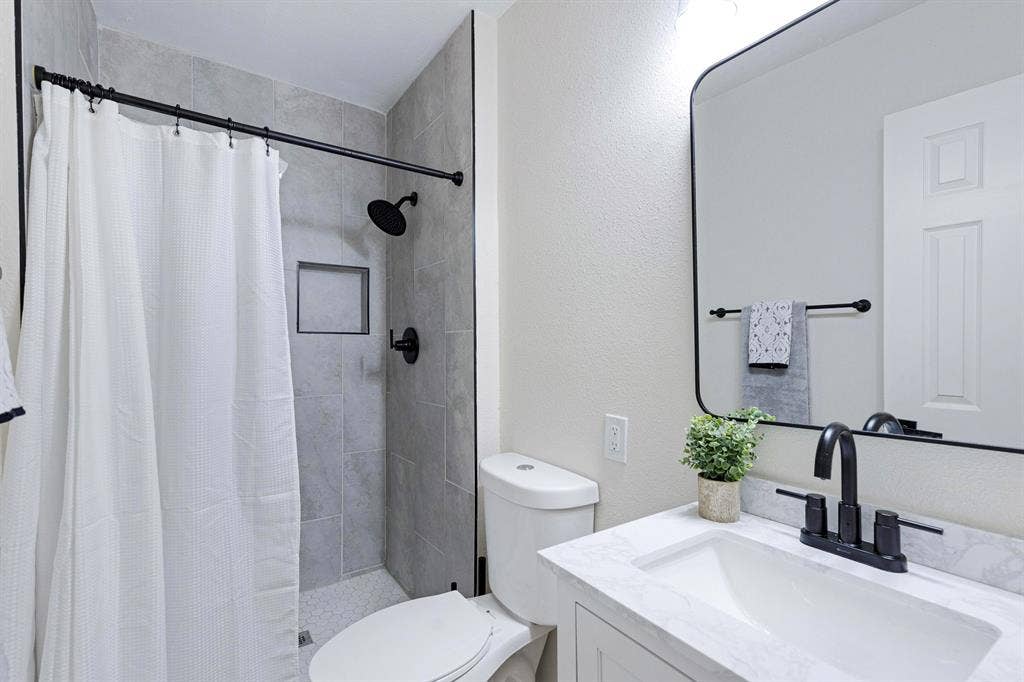 7 BR in Mesa