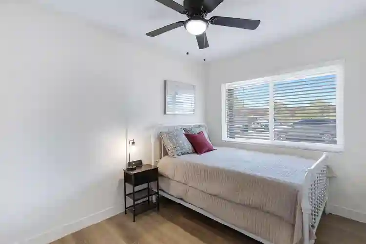 7 BR in Mesa