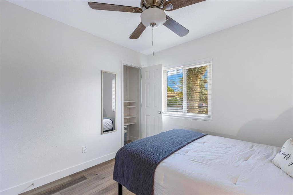 6 BR in Phoenix