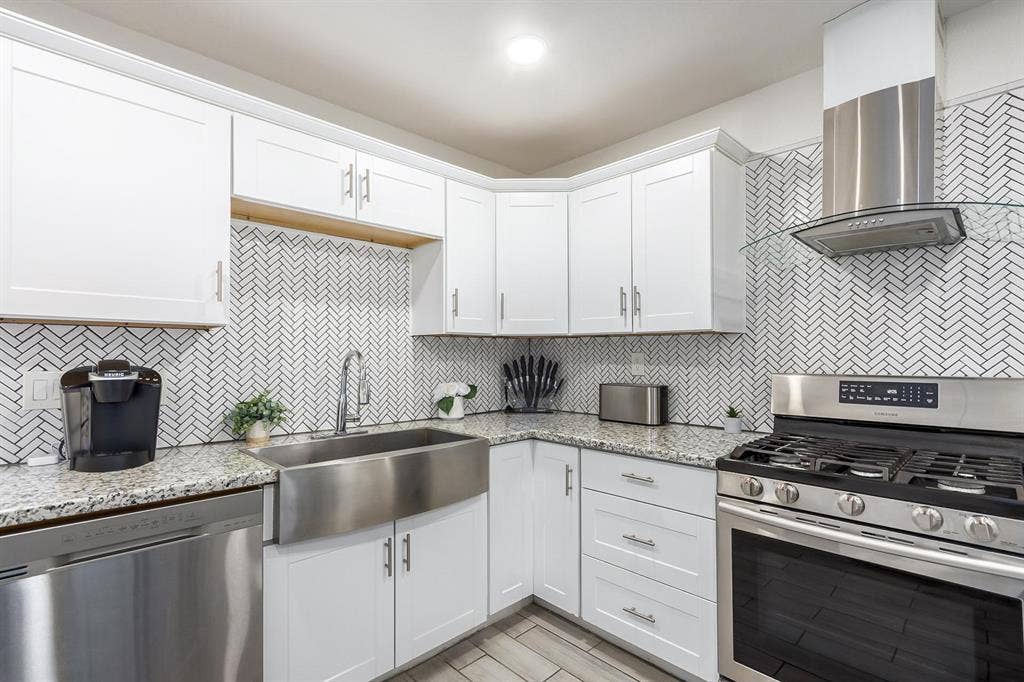 7 BR in Phoenix