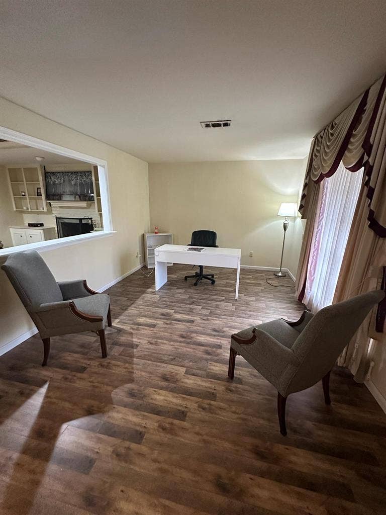 3 BR in Houston