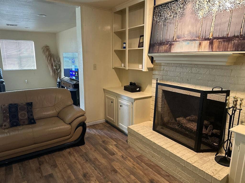 3 BR in Houston