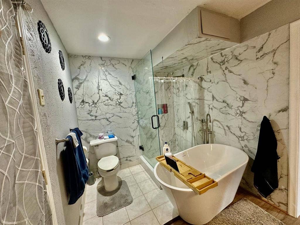 3 BR in Houston