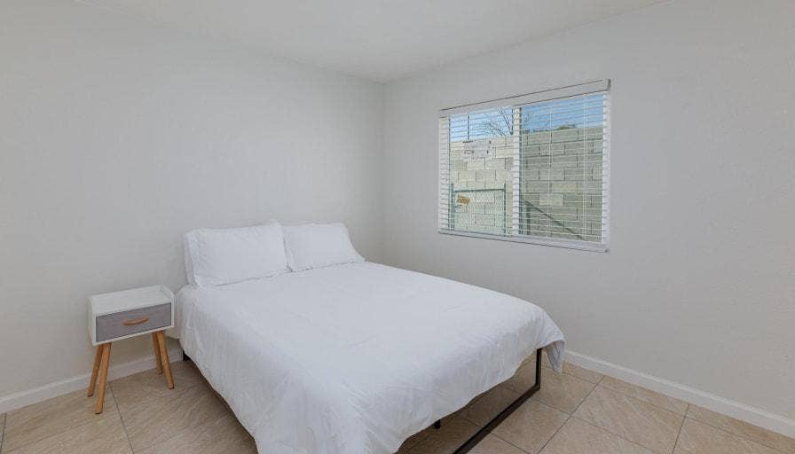 1 BR in Houston
