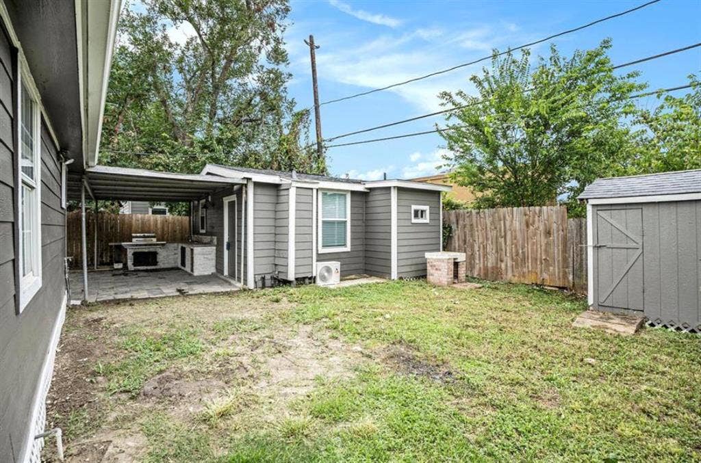 1 BR in Houston