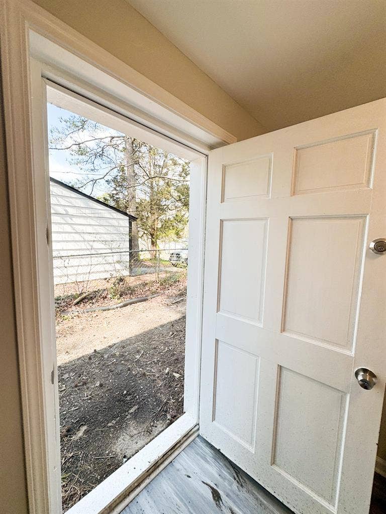 8 BR in Riverdale
