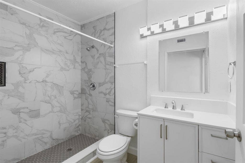 3 BR in Tampa