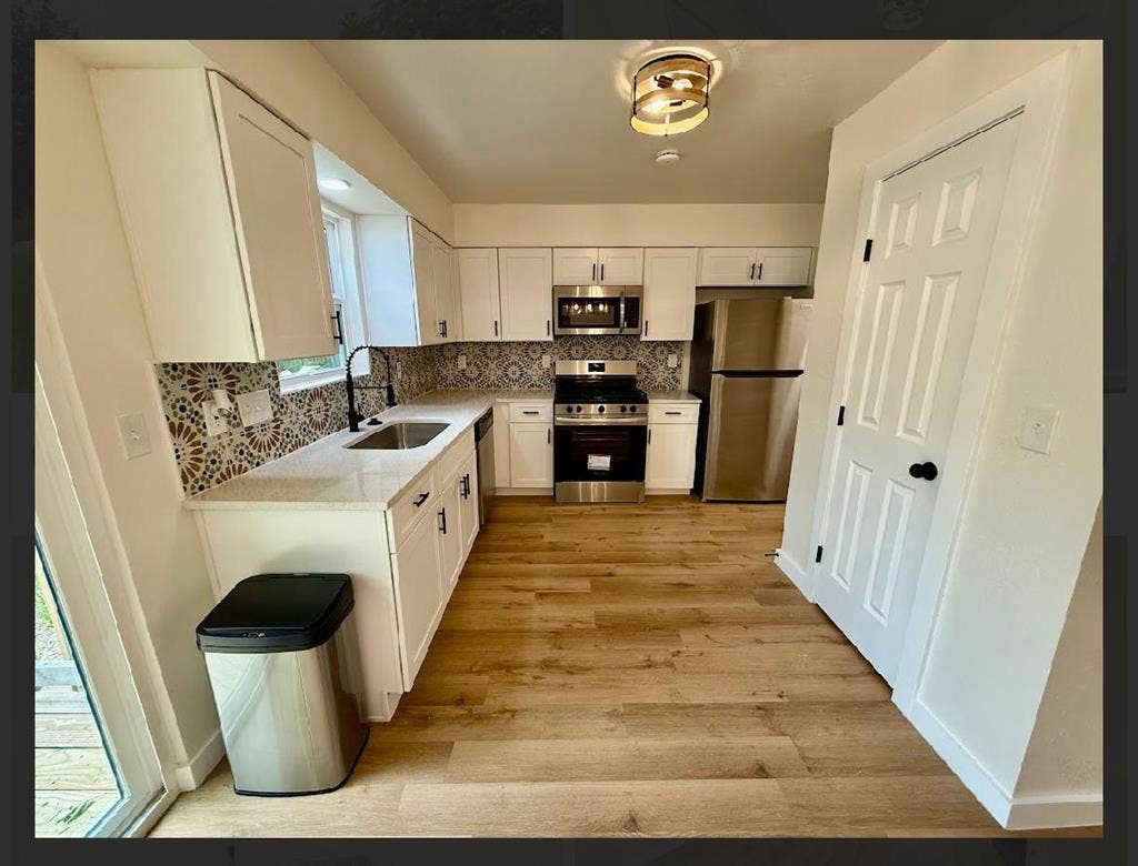 3 BR in Austin