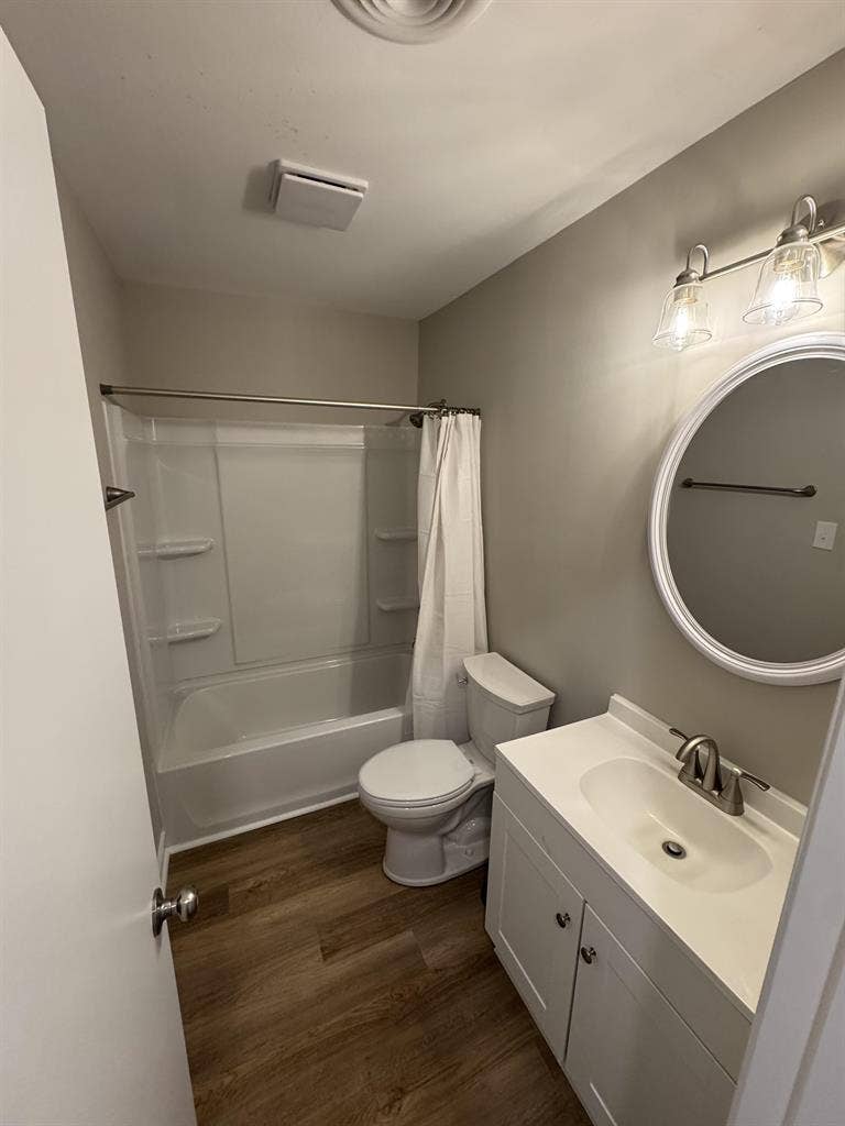 4 BR in Hopewell