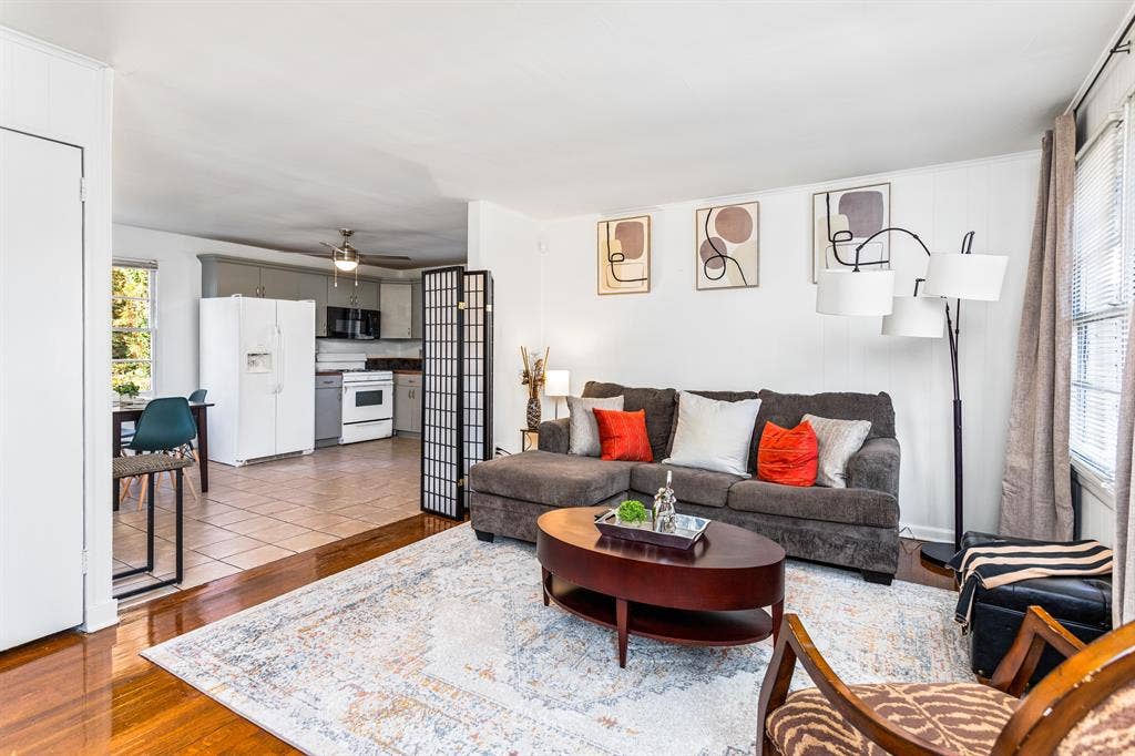 3 BR in Atlanta