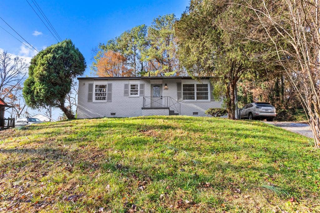 3 BR in Atlanta