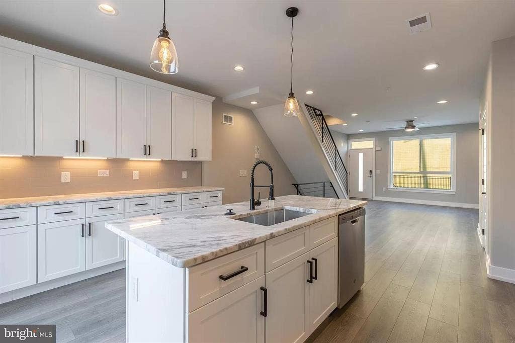 4 BR in Philadelphia