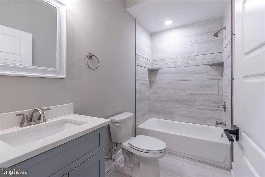4 BR in Philadelphia