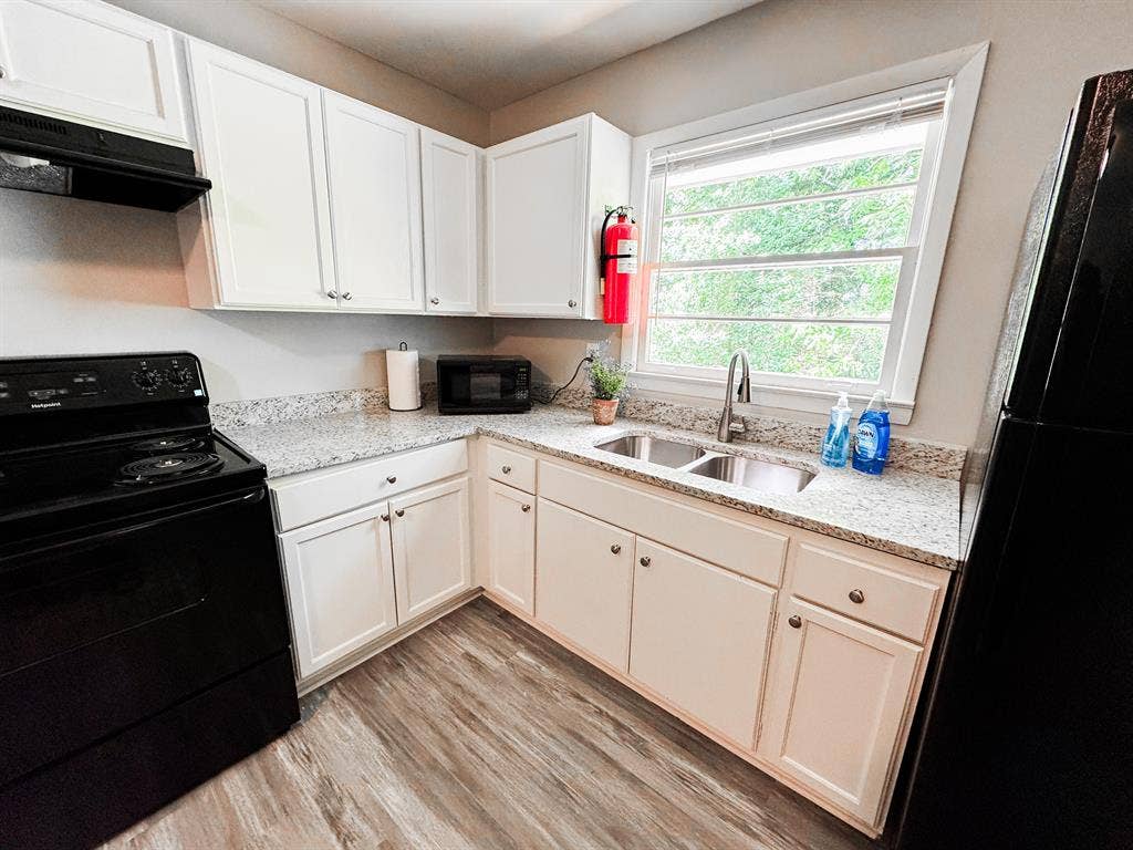 10 BR in Decatur
